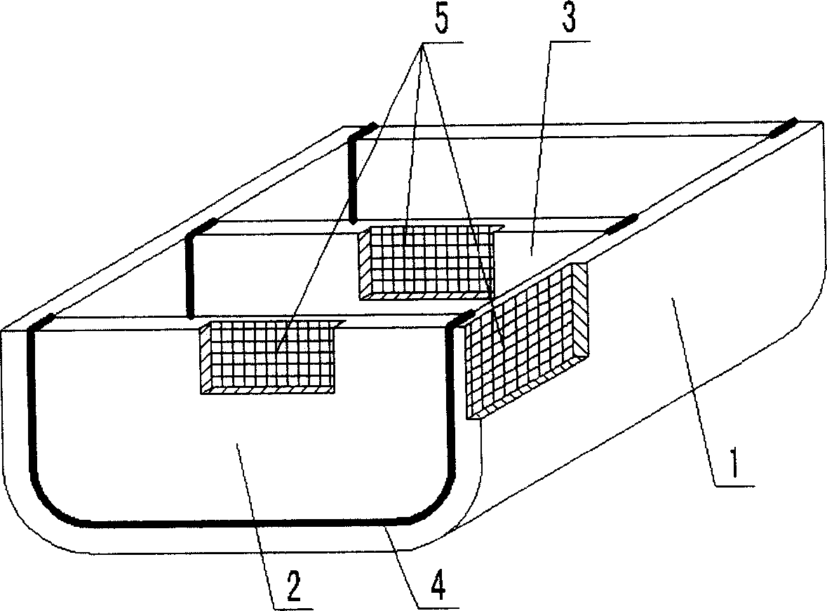 Open shutting structural member for concrete filling