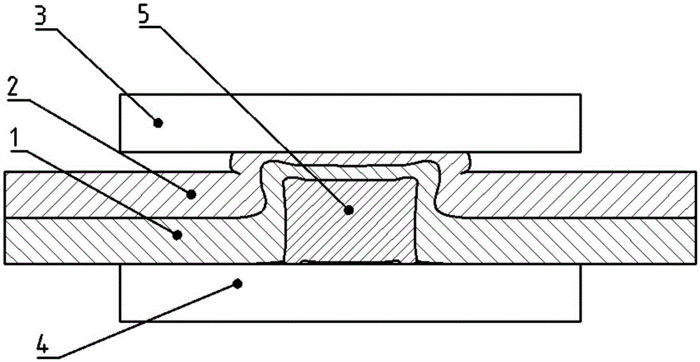 Plate connecting method capable of using prepressing holes of soft rivet column and riveting compounding