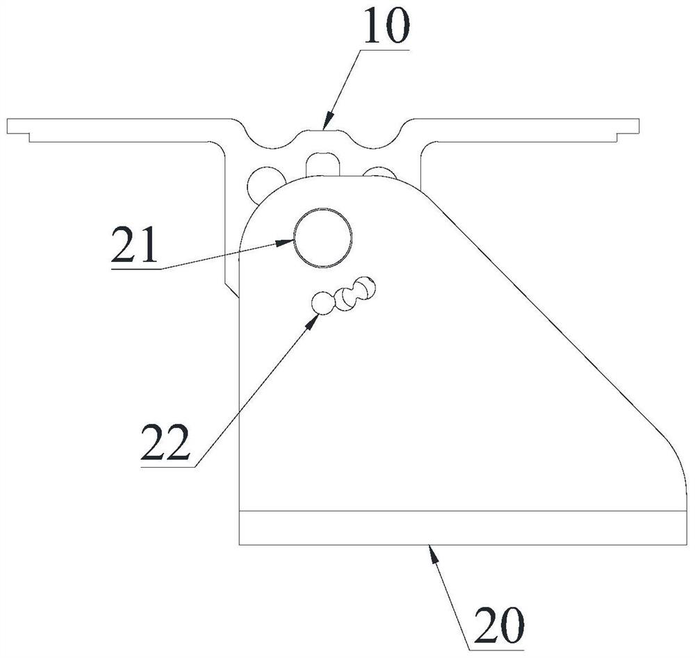 Angle adjusting device and lamp thereof