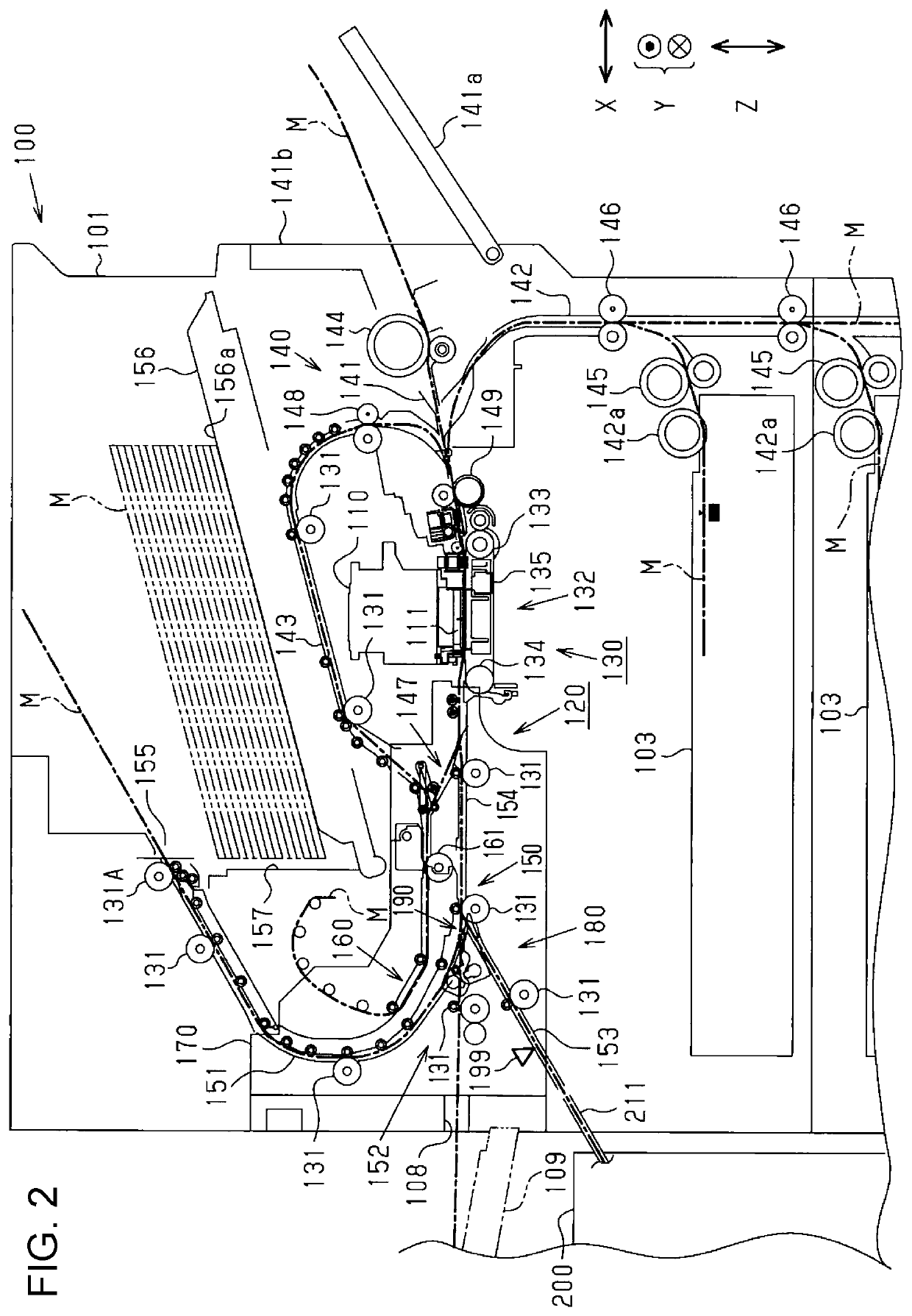 Medium discharging device and method of controlling medium discharging device