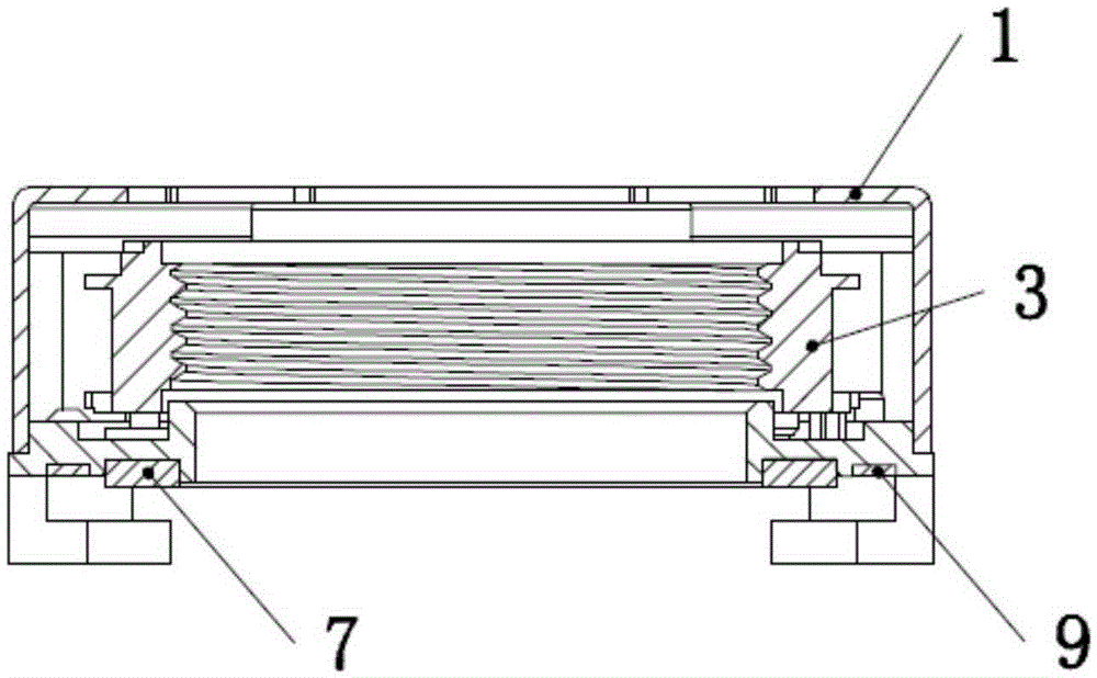 Ultra-thin VCM motor mounted in buckle type way