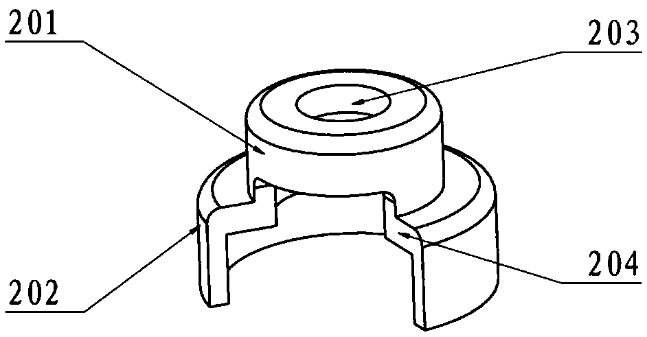 A large current pole assembly with error prevention function for a battery pack