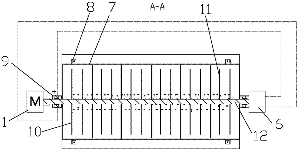 Electrolytic descaling device for circulating water treatment of ship boiler