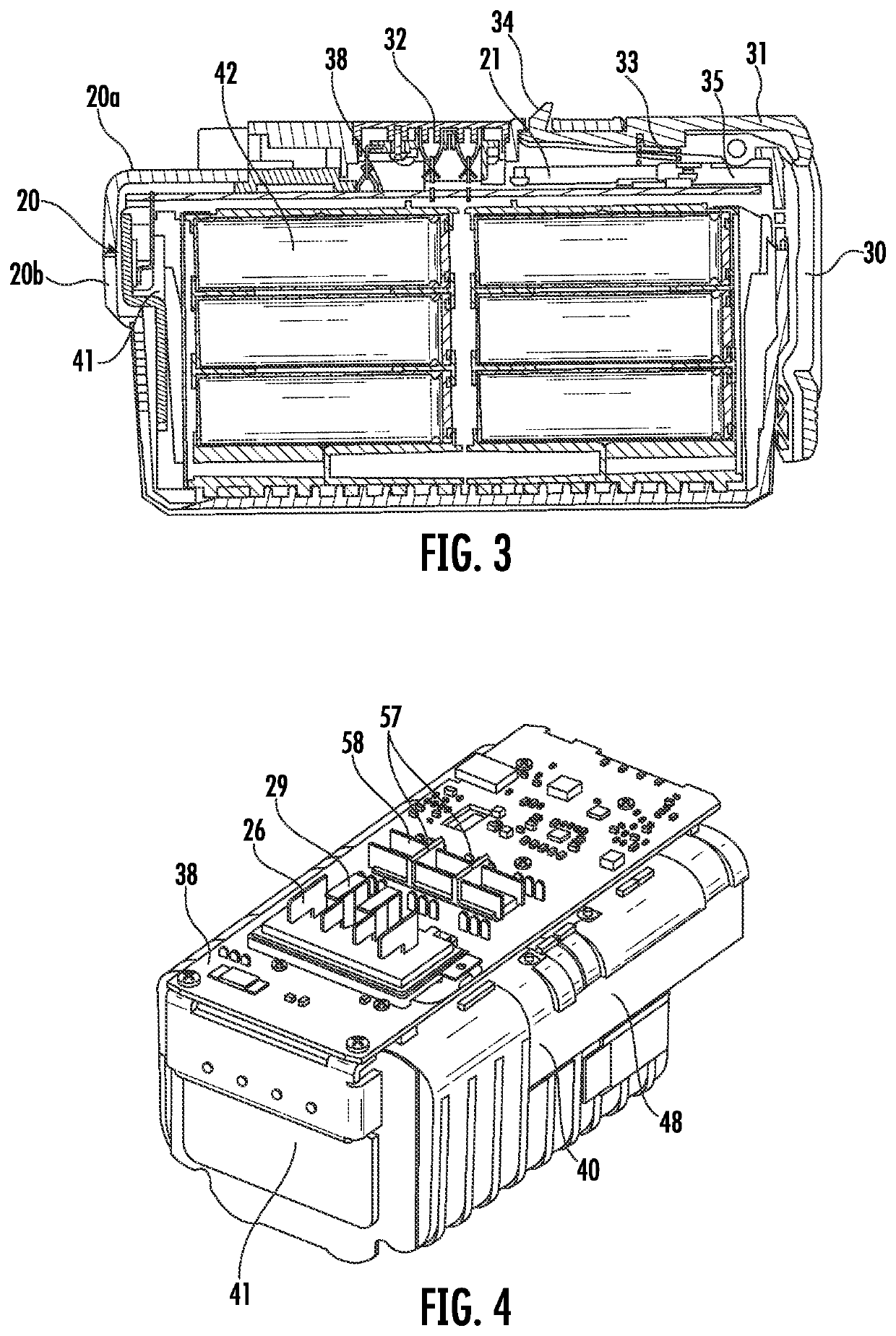 Battery packs containing configurable terminal holder