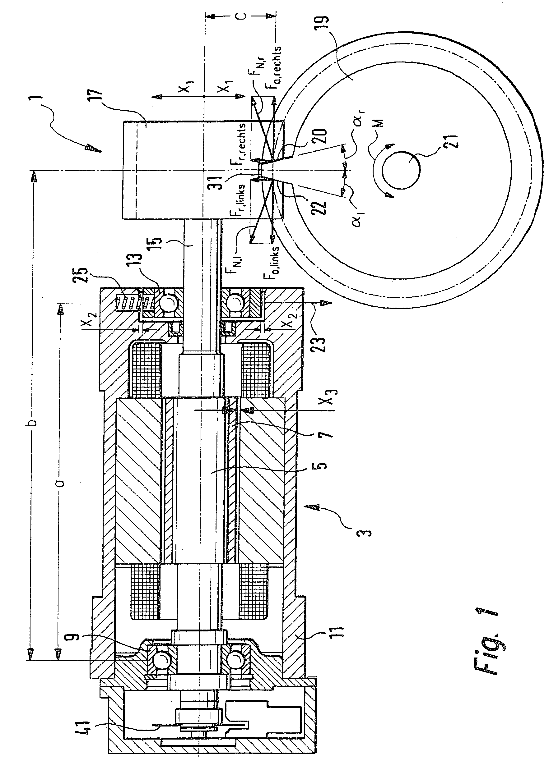 Steering gear is free from backlash