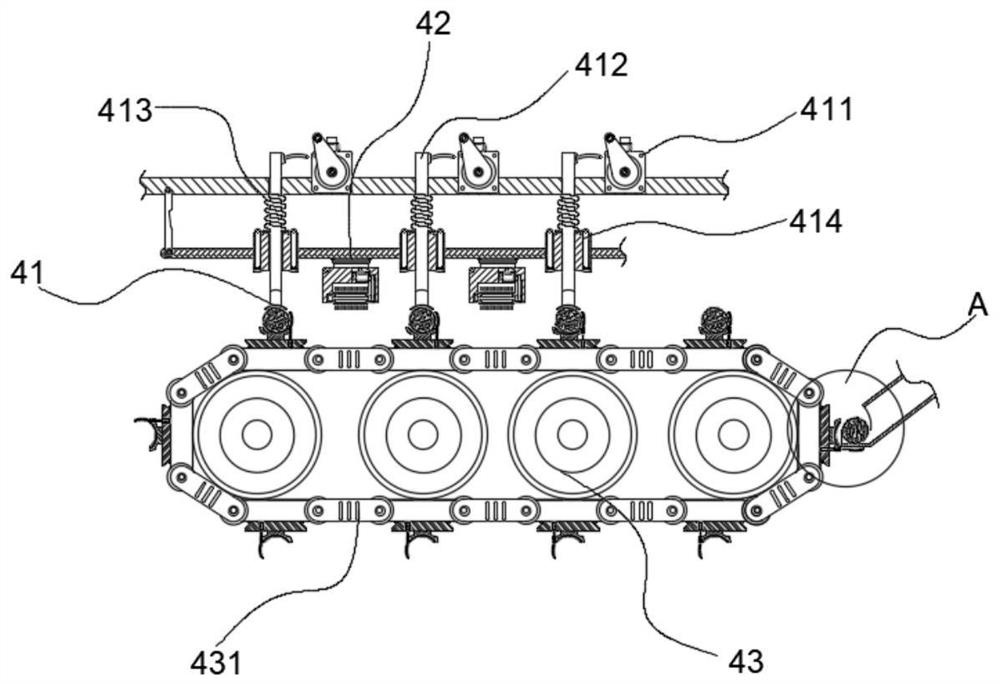 A cracking device capable of reducing surface damage of walnut kernels