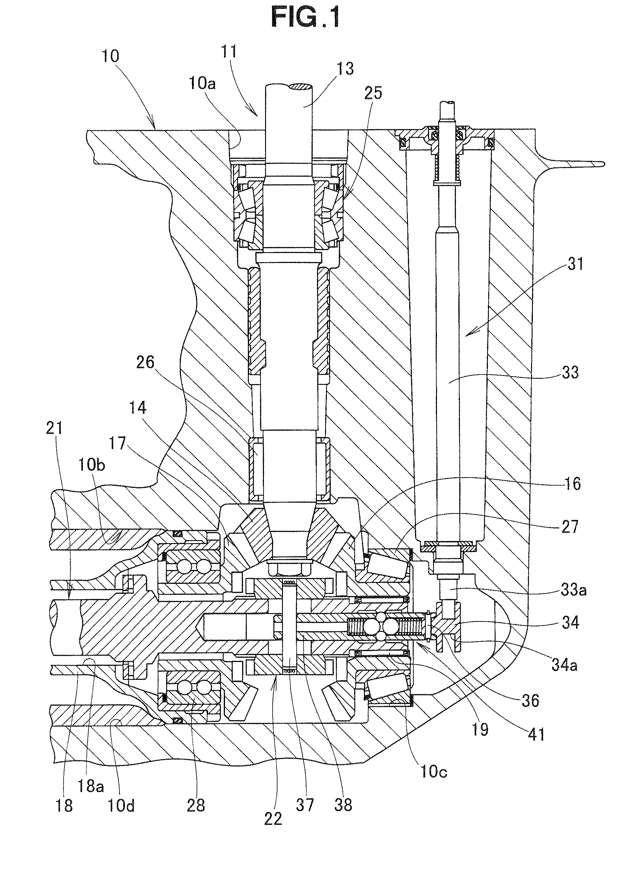 Dog clutch mechanism for outboard motor