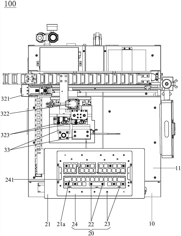 Automatic keyboard disassembling device