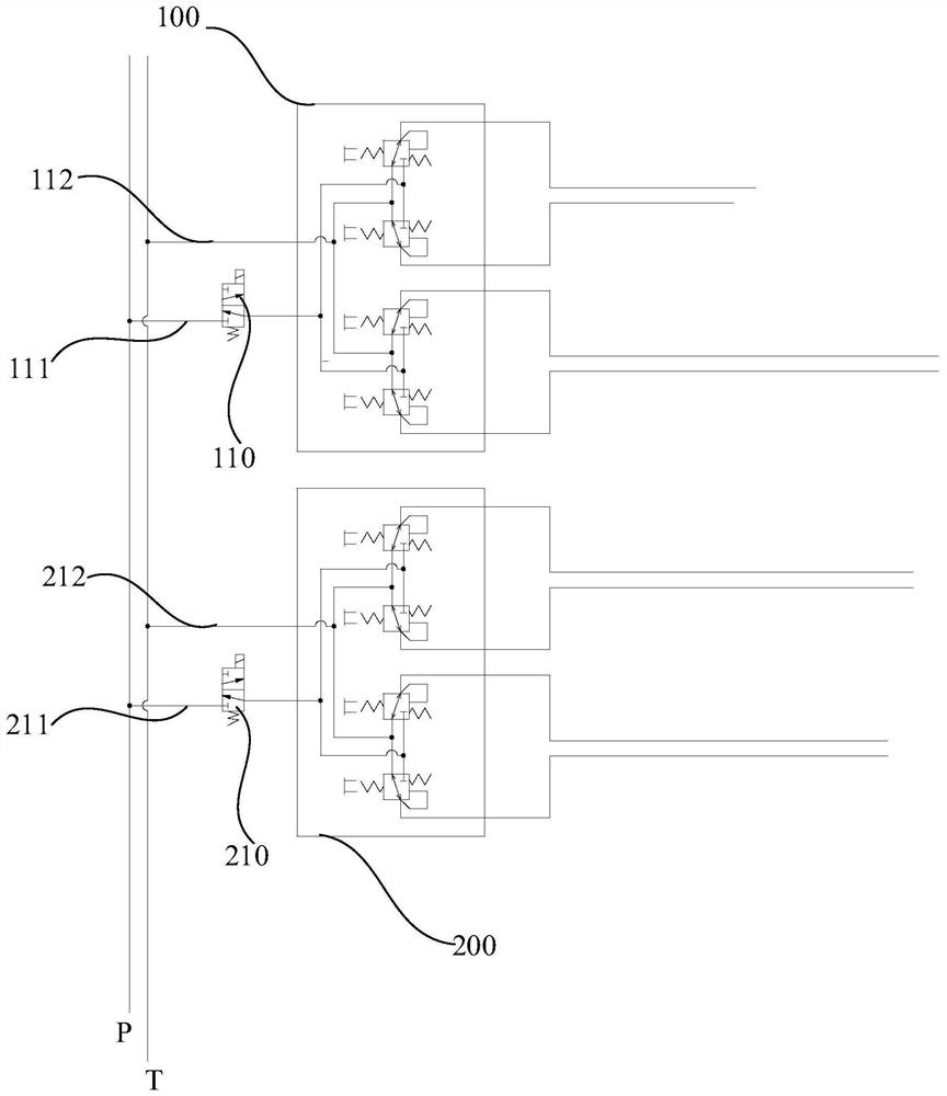 A hydraulic locking oil circuit, construction machinery hydraulic system and control method thereof