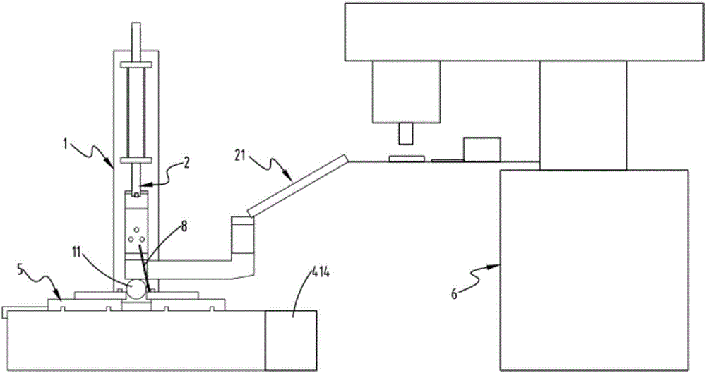 Machining device capable of improving feeding efficiency of clutch coil shell