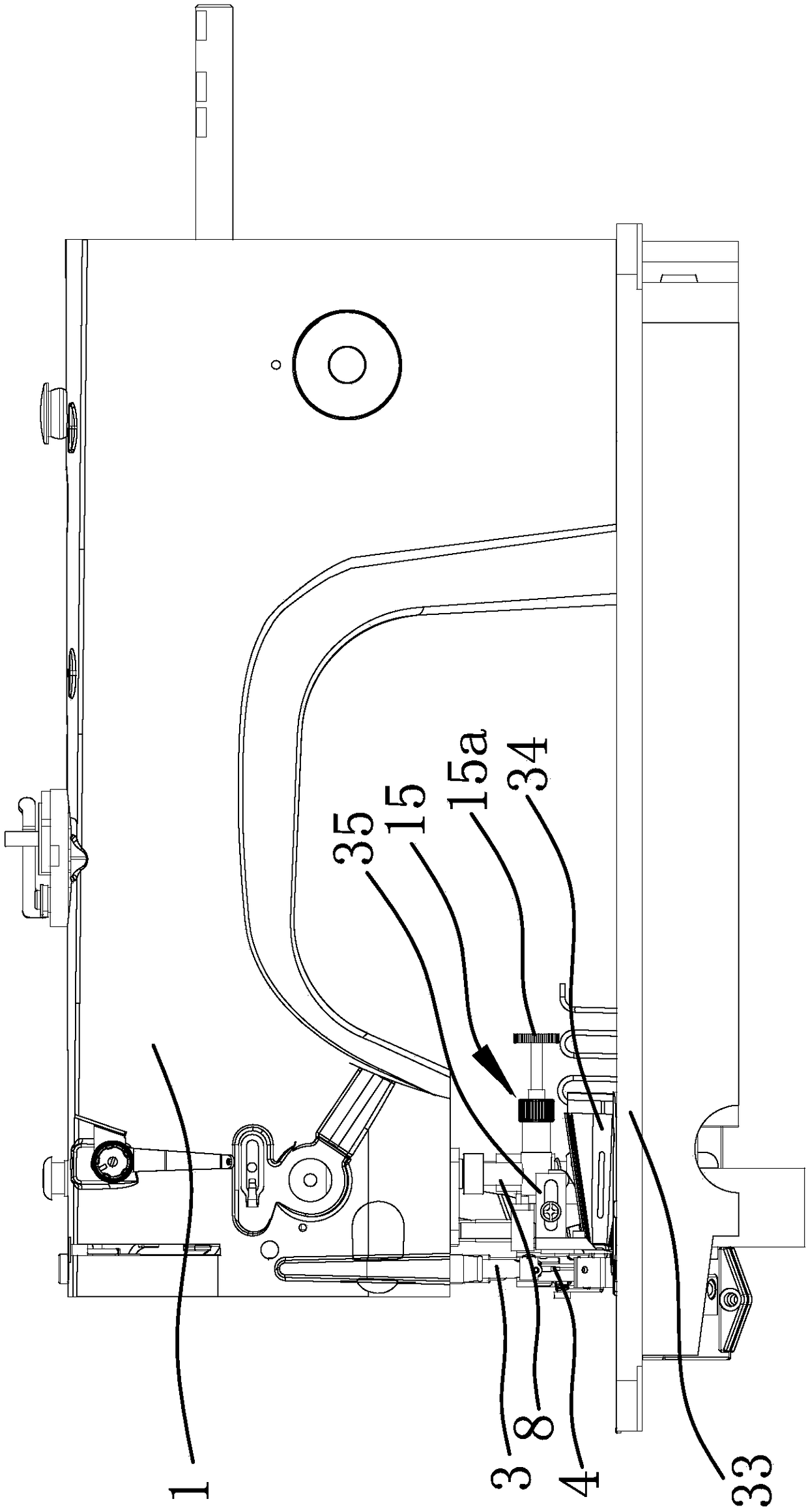 Over-edging sewing machine automatically cutting fabric and cutting over-edging strip