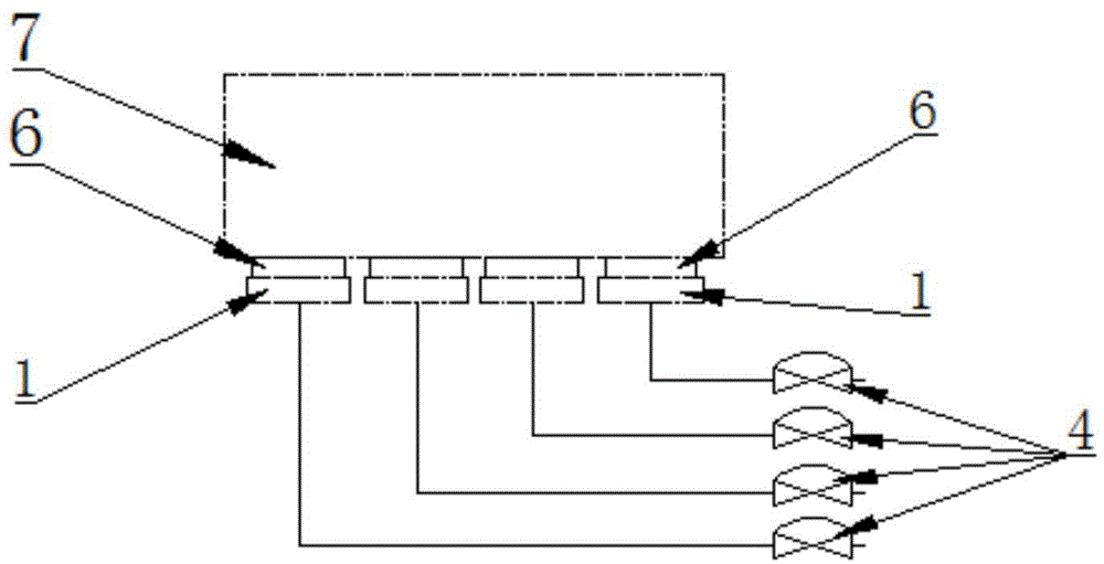 Printer and sprayer cleaning device thereof