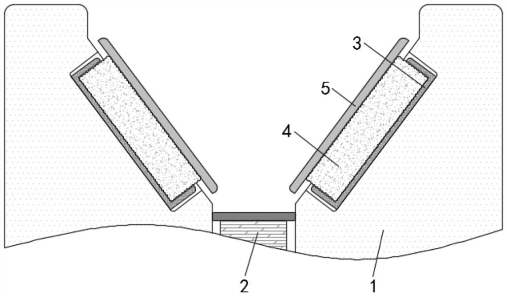 Self-weight-based uniform filling device for sewage treatment agent production