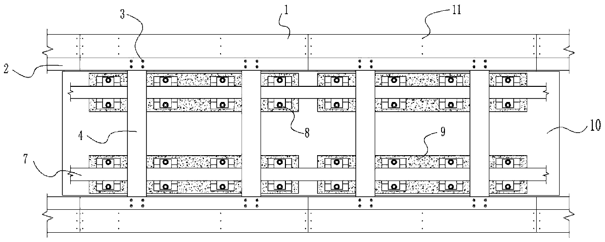 Steel truss type track structure of seamless magnetic levitation track panel, and construction method thereof