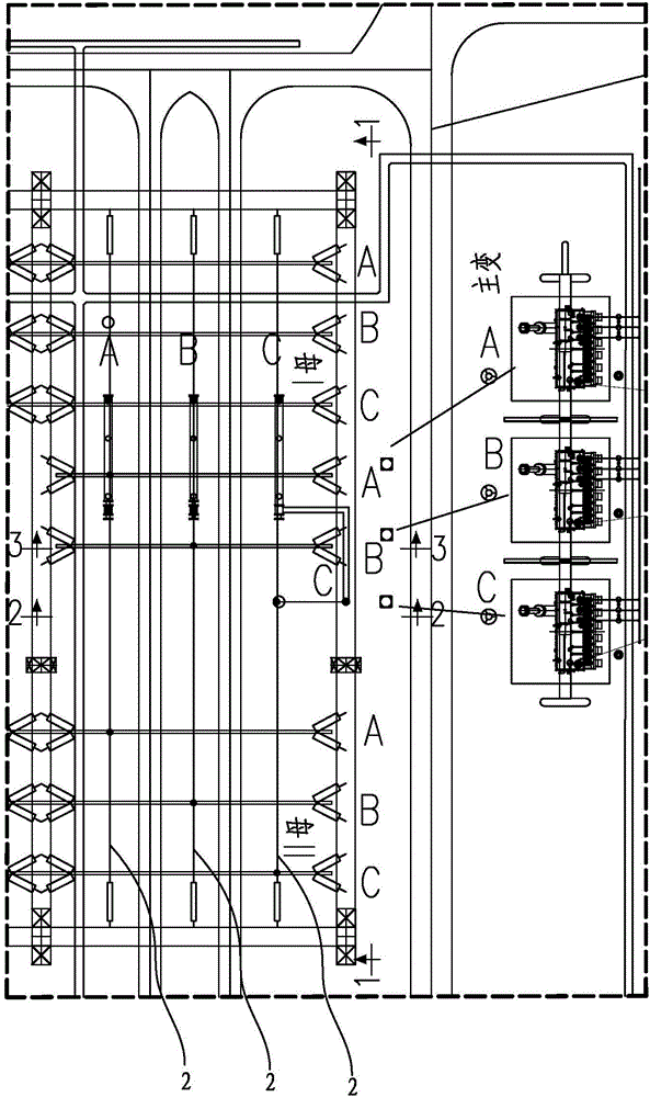 Power distribution apparatus with main transformer low-framework traverse