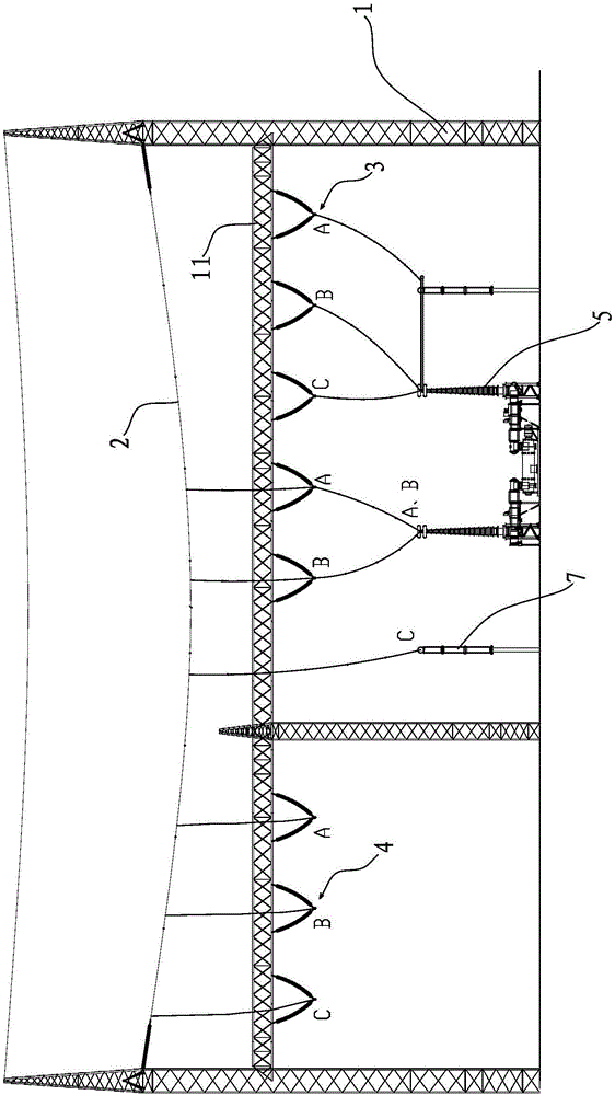 Power distribution apparatus with main transformer low-framework traverse