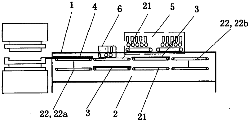 Circulating feeding system for producing ceramic wall and flow tiles