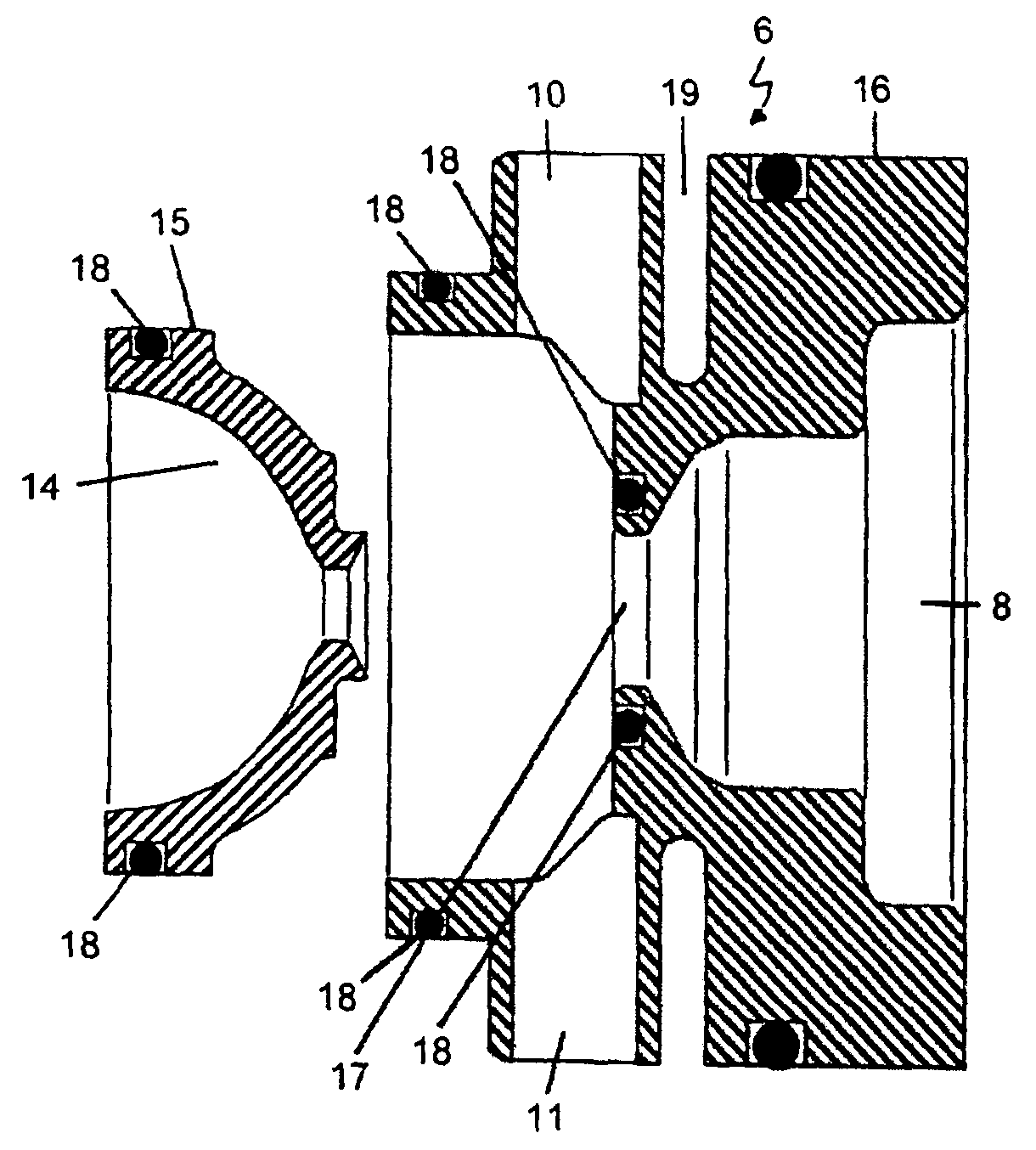 Two-piece bottom insert for a mold cavity