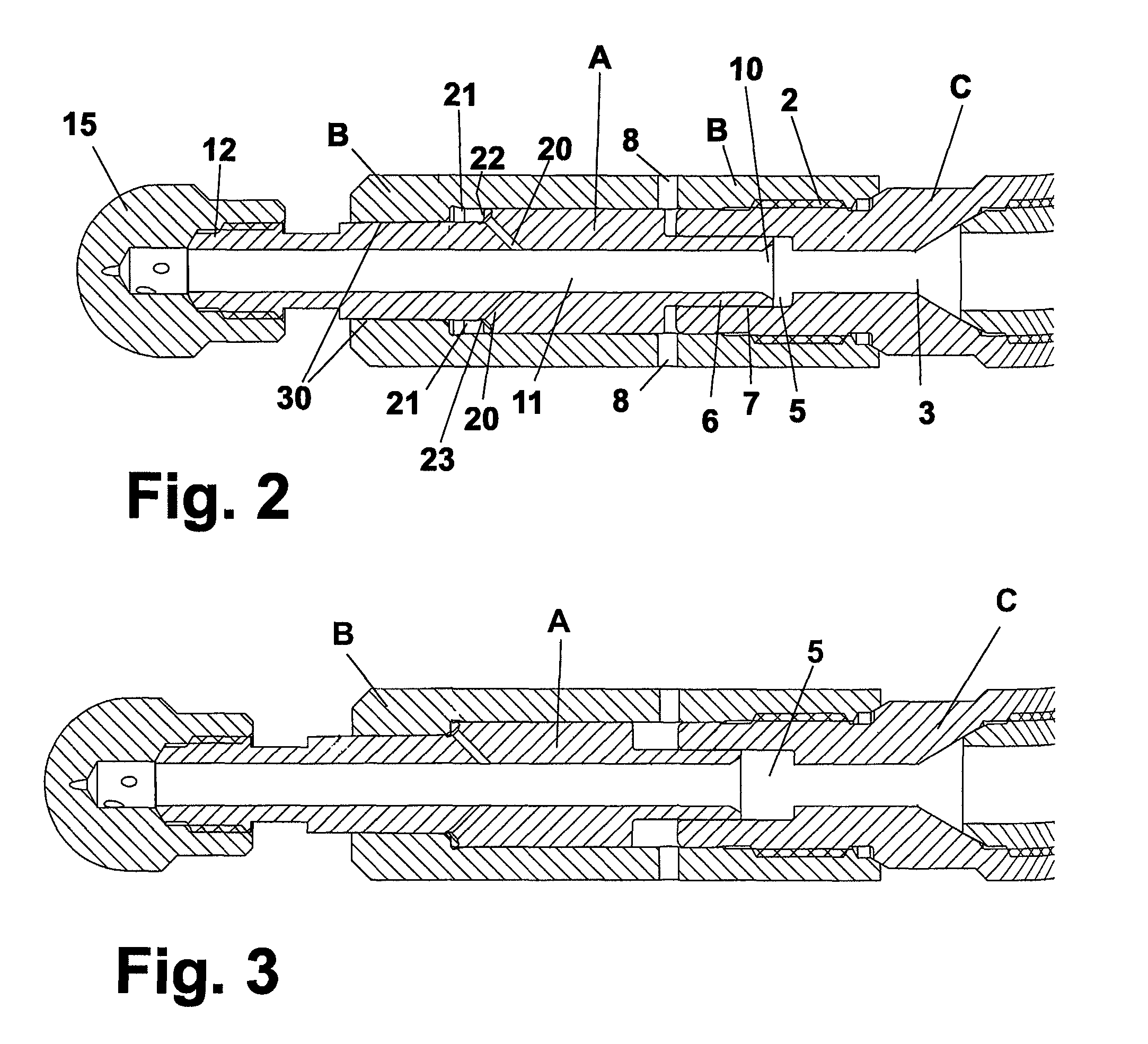 Self regulating fluid bearing high pressure rotary nozzle with balanced thrust force