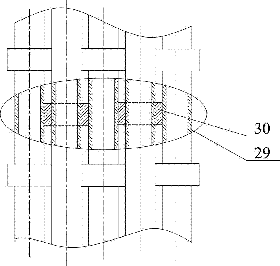 Primary heat-regeneration multi-flow heat exchange device for low-temperature liquid nitrogen