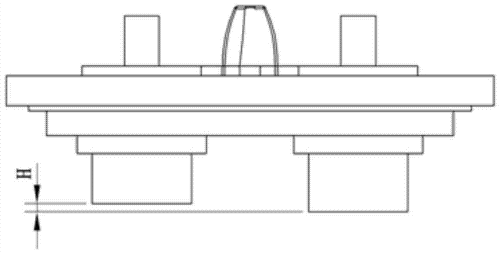 Capacitor cover floating riveting mechanism