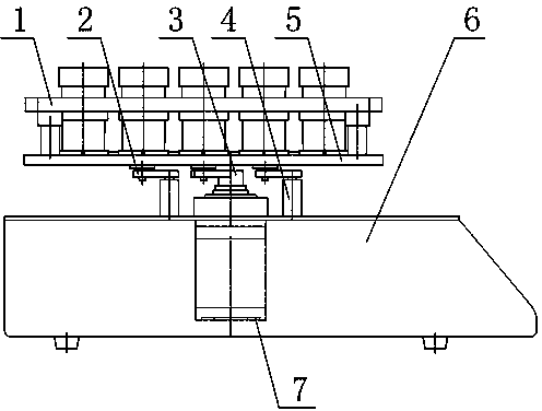 Oscillator for uniformly mixing sputum specimen and operating method of oscillator