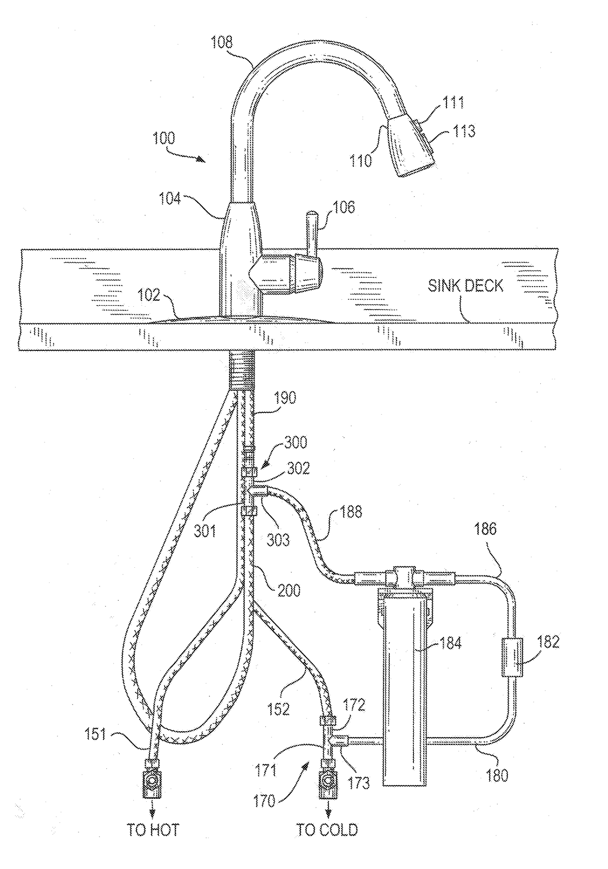 Integrated faucet filtration system