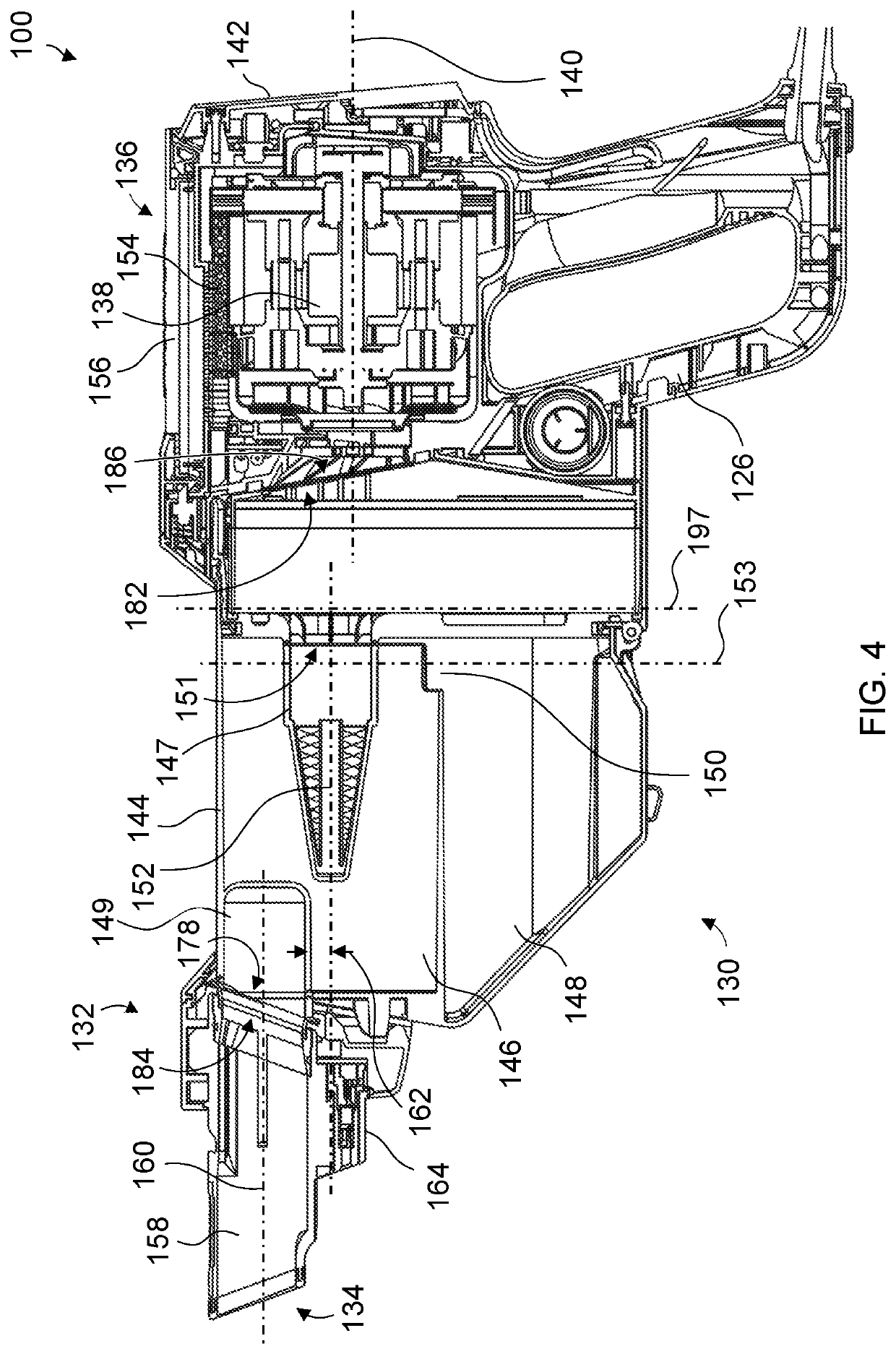 Surface cleaning apparatus with removable air treatment member assembly