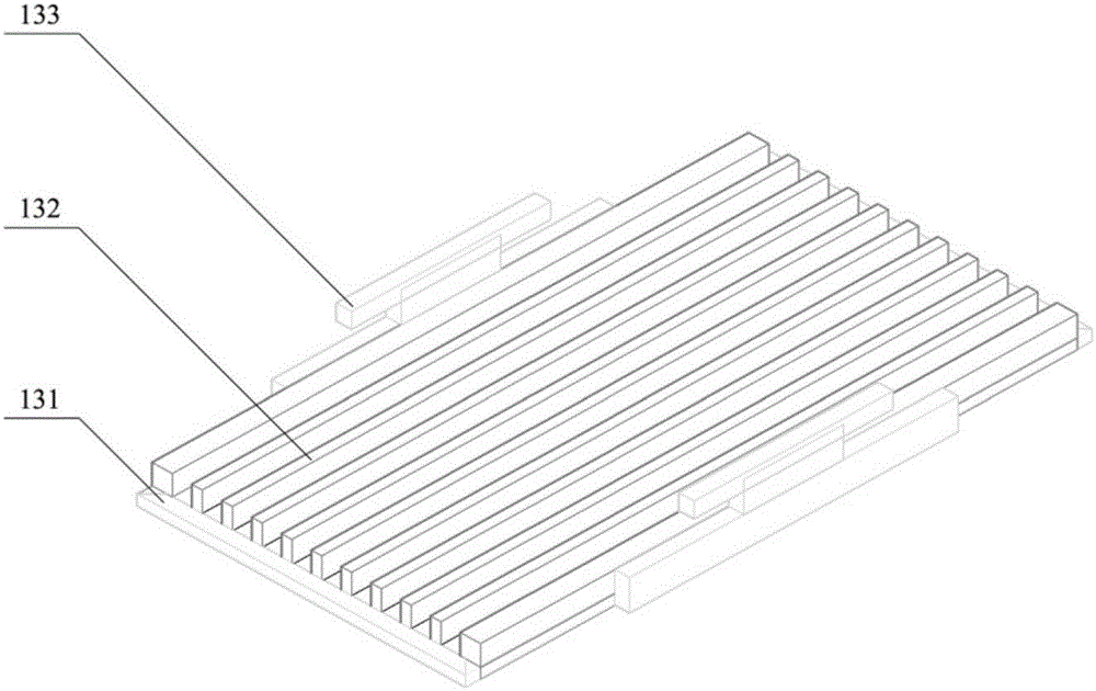 Continuous screen printing machine for ceramic substrate and printing method thereof