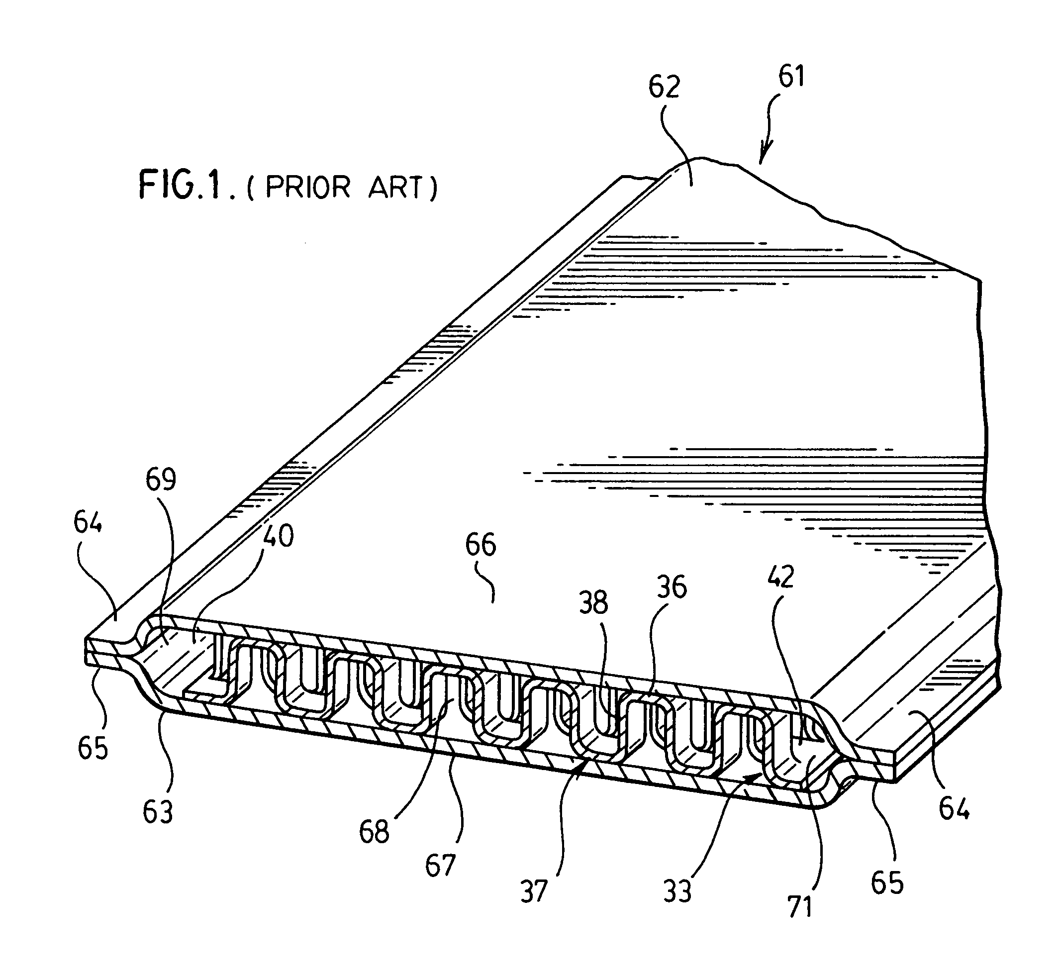 Heat exchangers with turbulizers having convolutions of varied height