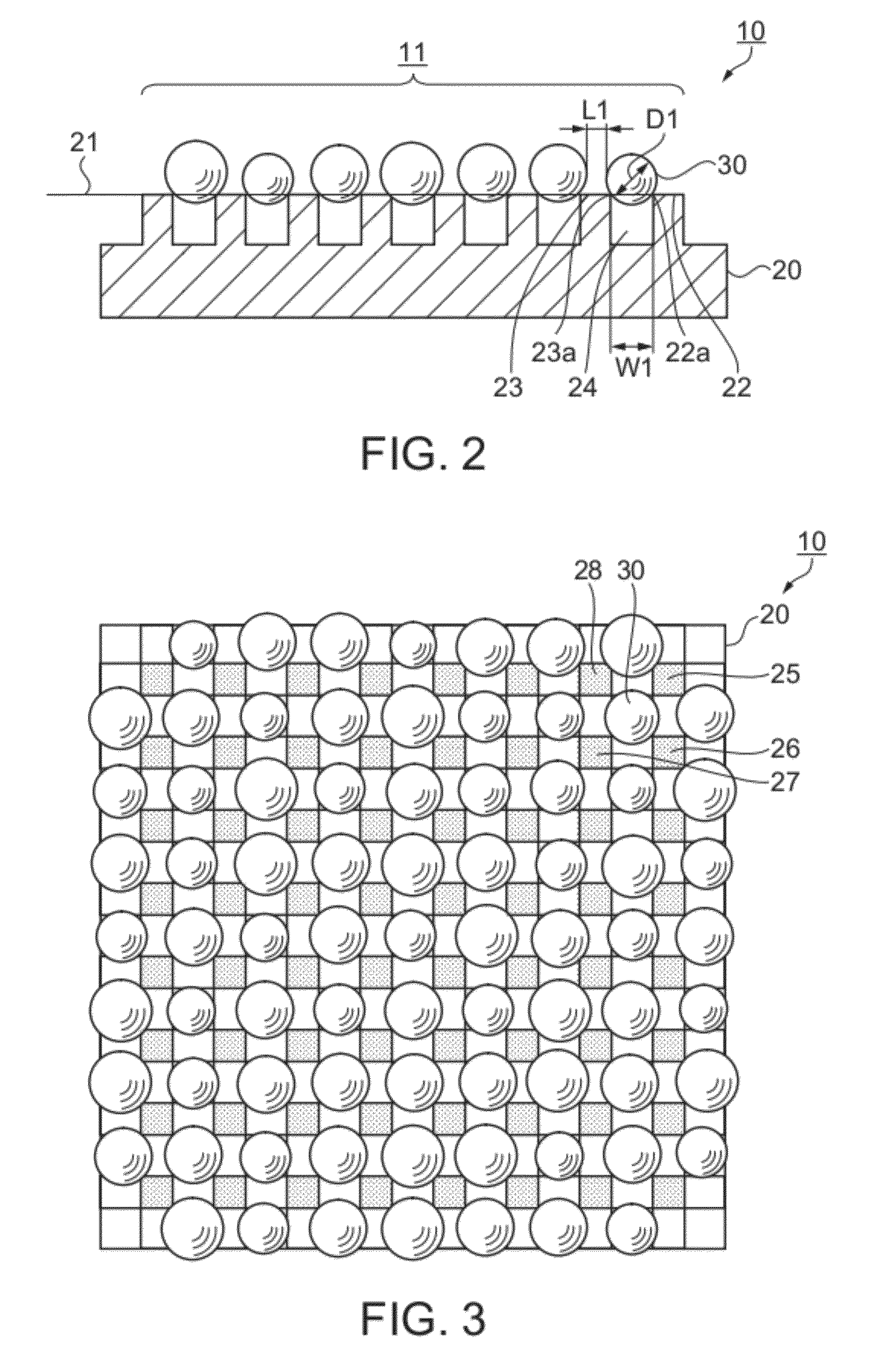 Sensor chip, detection device, and method of manufacturing sensor chip