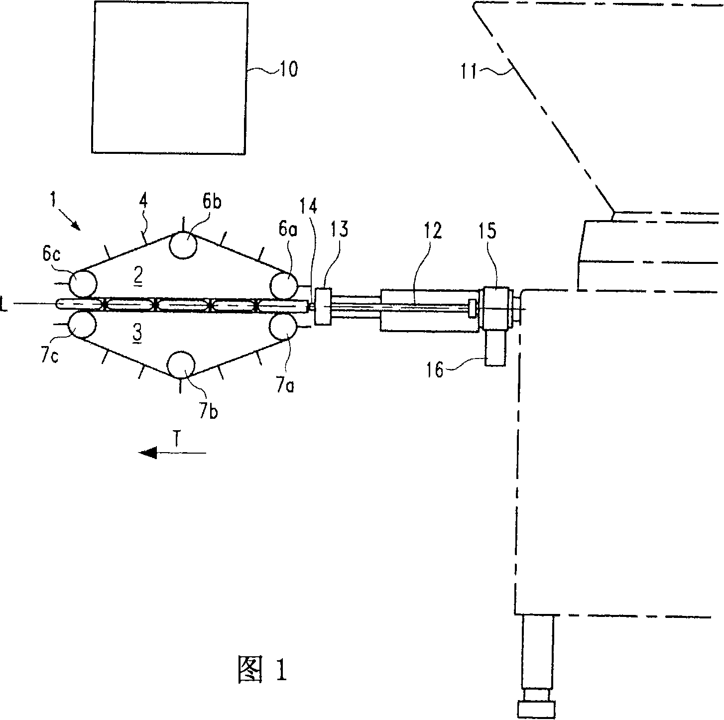 Apparatus and method for dividing a stuffed sausage skein