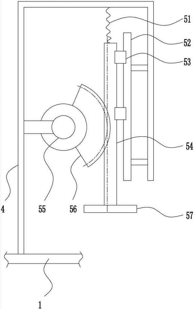 Leather cutting device for leather manufacturing