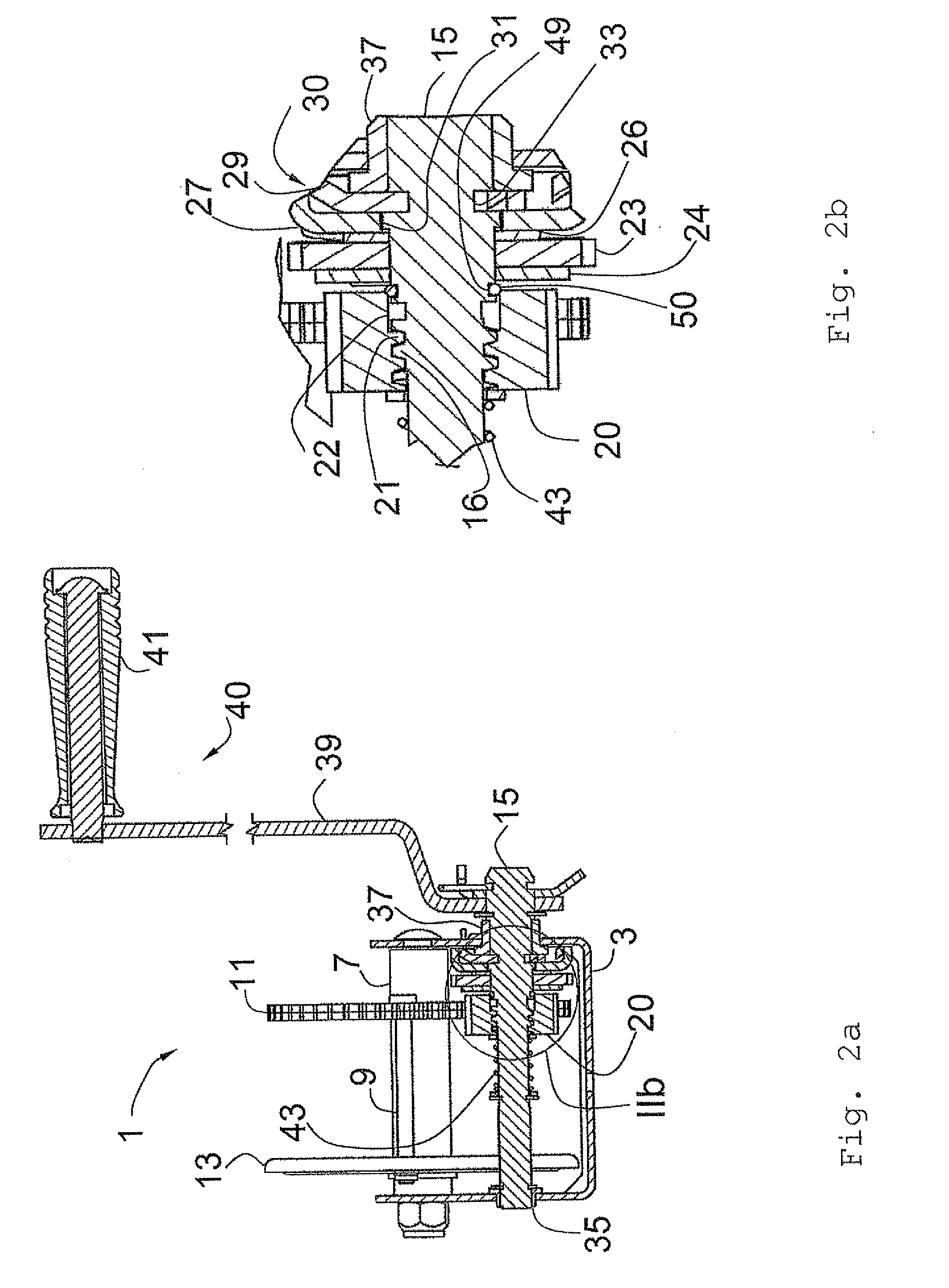 Hand winch with brake and freewheel