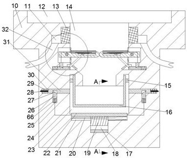 A device for filtering and cleaning the sewer of the vegetable washing pool