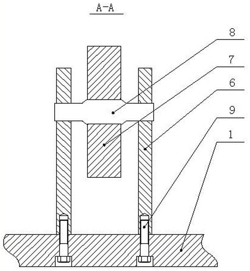 A station tool for handling cylinder head test pieces