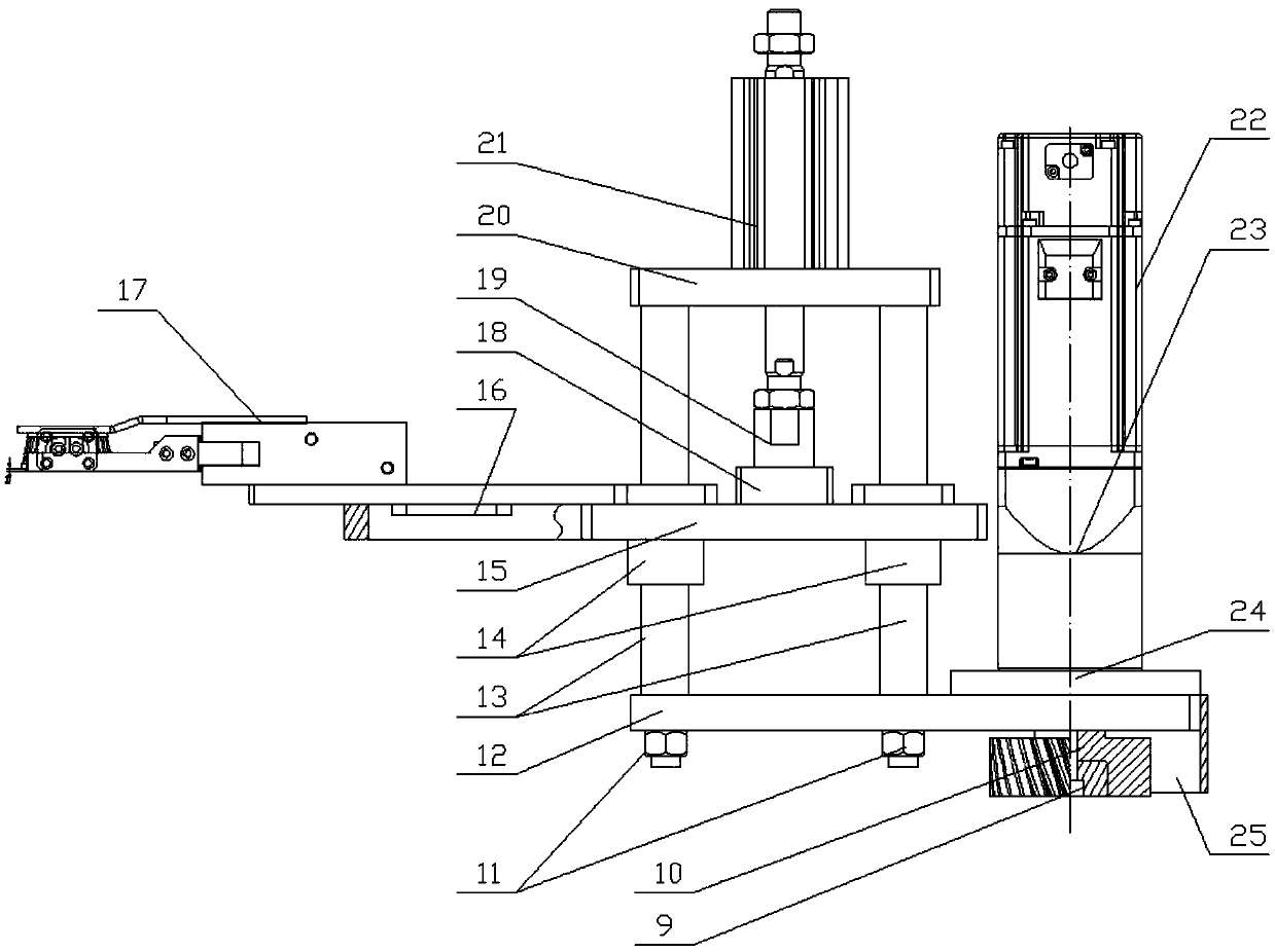 Automatic grabbing module of tapered roller bearing retainer