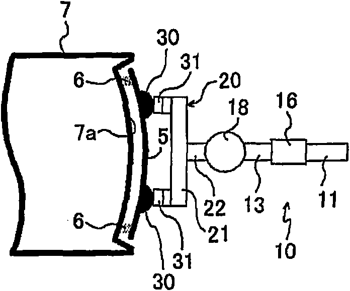 Work transfer apparatus, and work mounting method