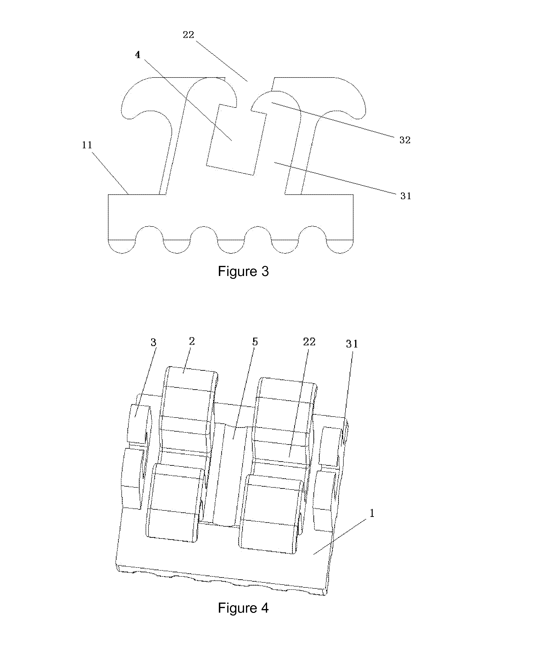 Monolithic metallic self-ligating bracket with locking catch devices