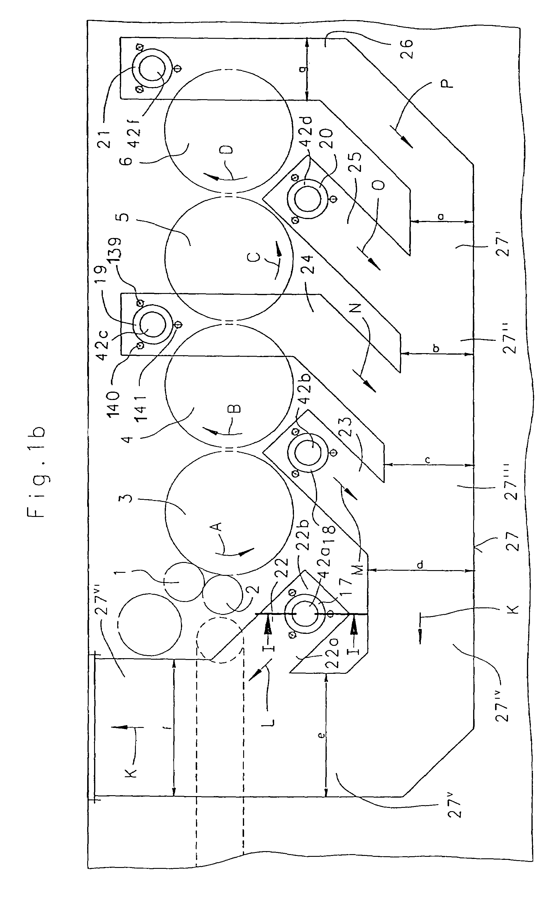 Apparatus at a spinning preparation machine for detecting waste separated out from fibre material