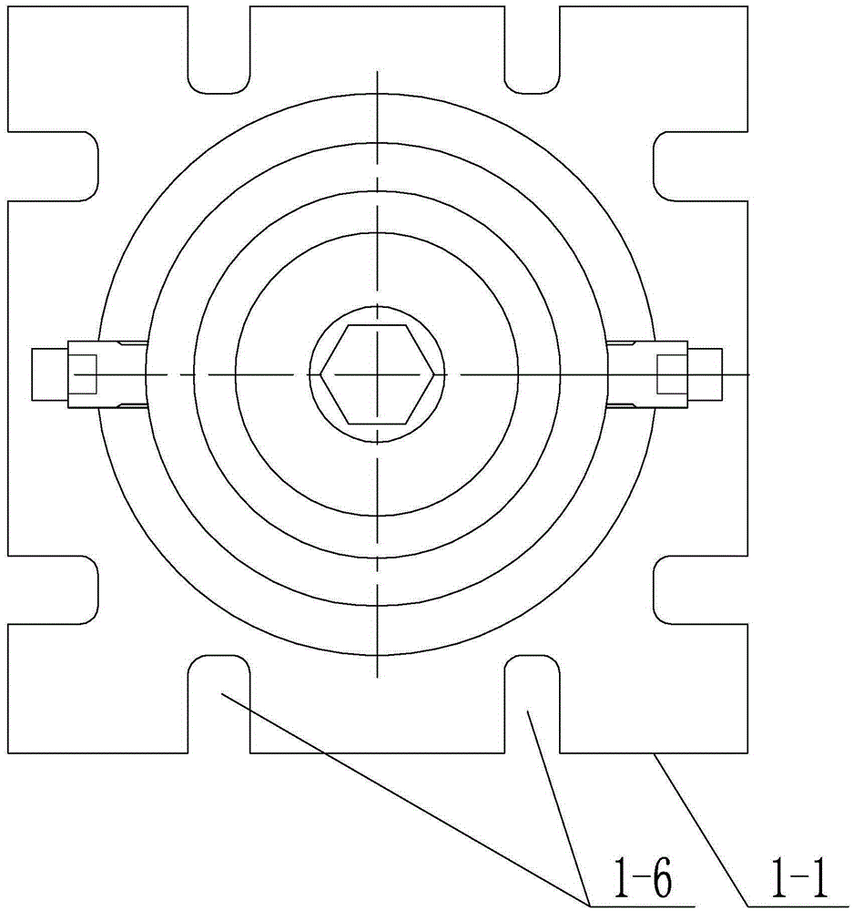 Clamping device for cutter sharpening of large-diameter hollow center taps