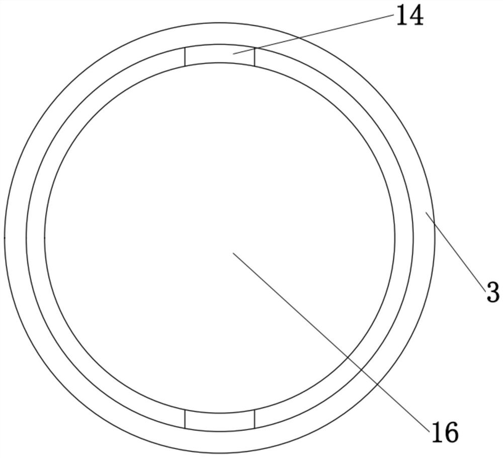 Impurity removing and conveying device for organic fertilizer production