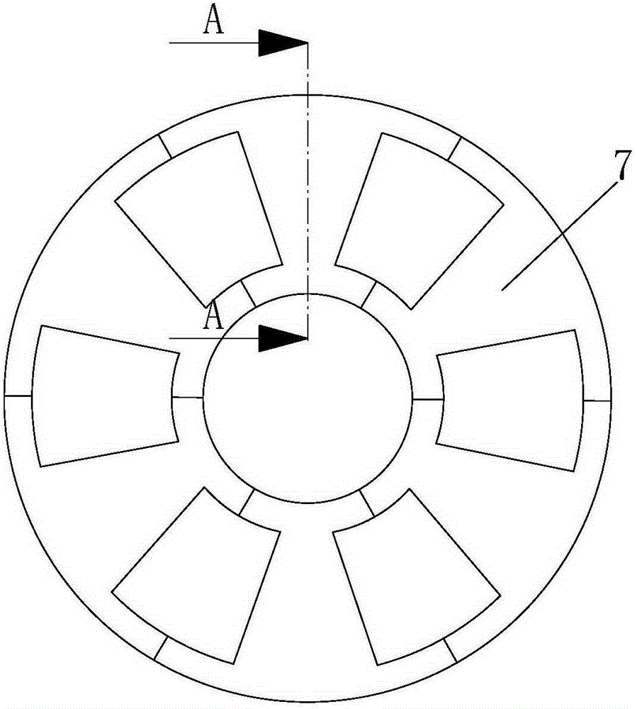 Rapid bar material clamping and grabbing device