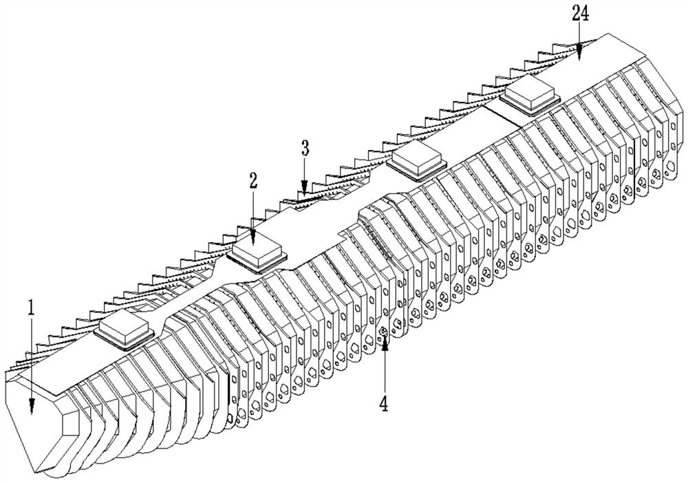 LNG ship structure transformed from waste ship and transformation method of LNG ship structure