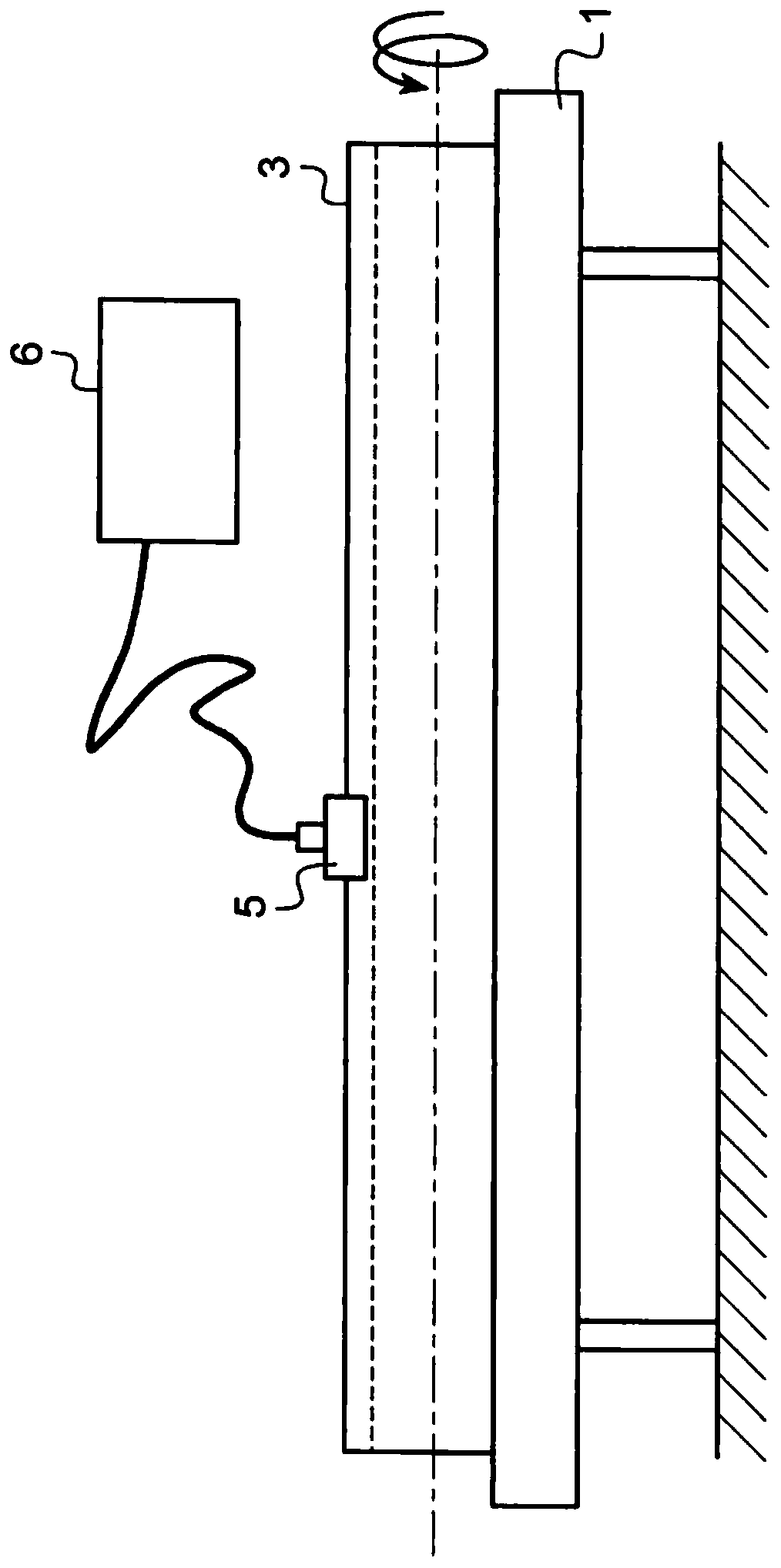 Apparatus and method for non-destructive control of metal properties