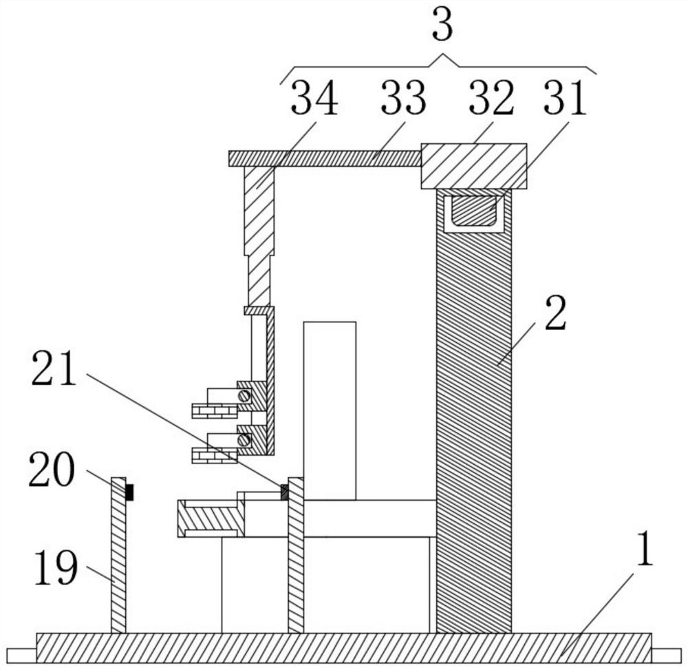 Bottle clamping mechanism for pharmaceutical equipment