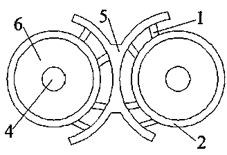 Casting apparatus for eliminating cracks of thick and large belt pulley shaft hole