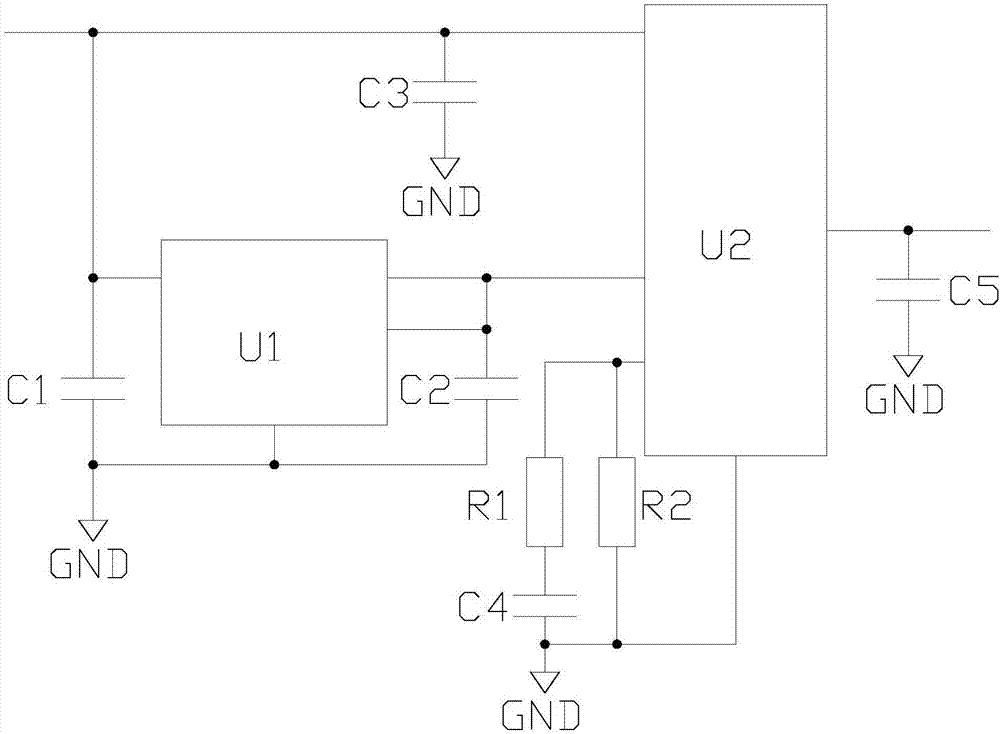 Intelligent power distribution cabinet with efficient heat dissipation