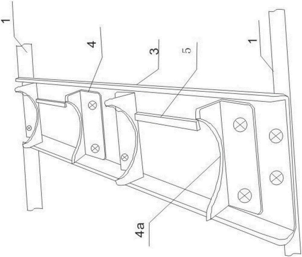 Blank conveying device for automobile engine bearing cap