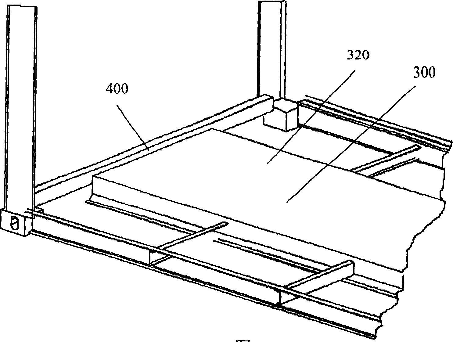 Bulk cargo box with goose neck tunnel